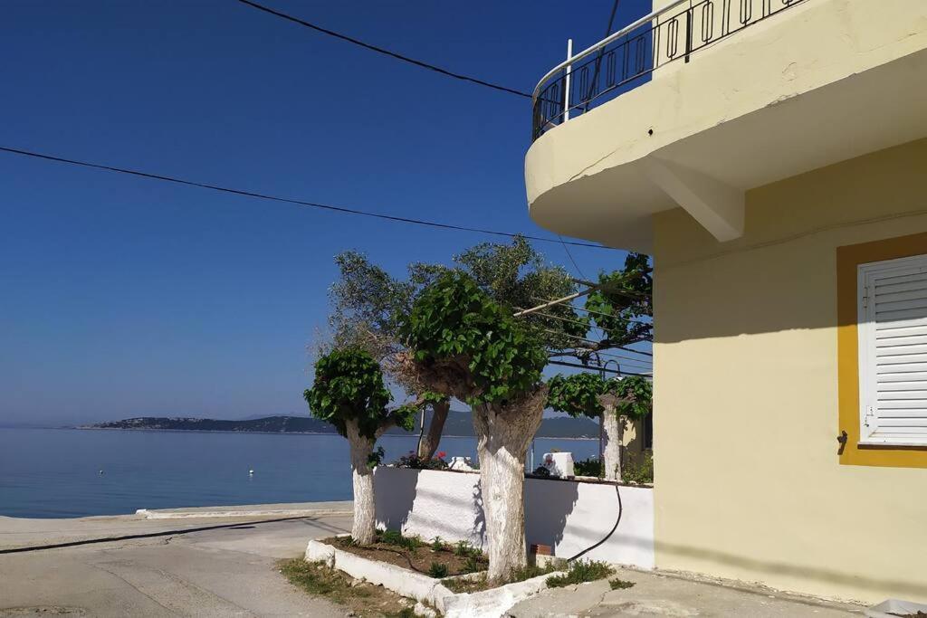 Το Σπίτι Της Μαργαρίτας Στην Παραλία Villa Nea Styra Ngoại thất bức ảnh